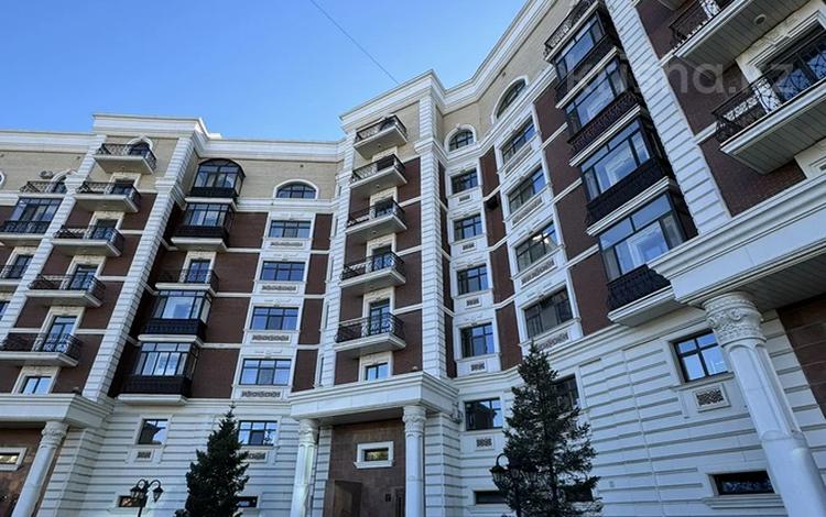 5-бөлмелі пәтер · 300 м² · 4/5 қабат, Сарайшык 11/1 — Ермекова, бағасы: 214 млн ₸ в Астане, Есильский р-н — фото 71