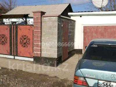 Продажа домов и дачи в Туркестанской обл.: Отдельный дом · 4 комнаты · 90 м² · 6 сот., 67 квартал 21 за 13 млн 〒 Отдельный дом · 4 комнаты · 90 м² · 6 сот., 67 квартал 21 за 13 млн 〒 в Кентау