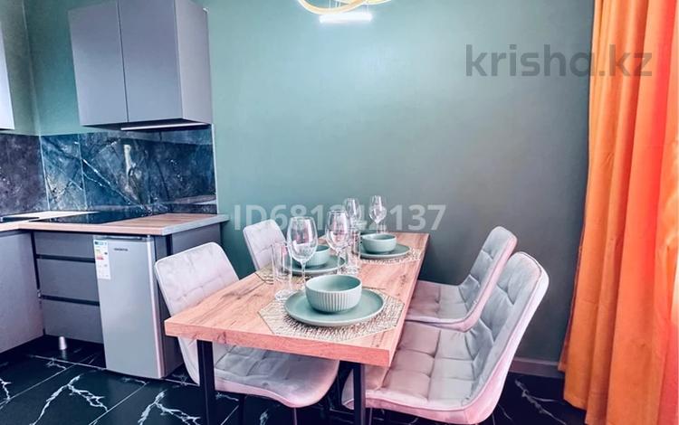 2-комнатная квартира · 50 м² · 4/6 этаж, мкр 4, Желтоксан — проспект Абулхаир-хана за 17 000 ₸ в Уральске — фото 23