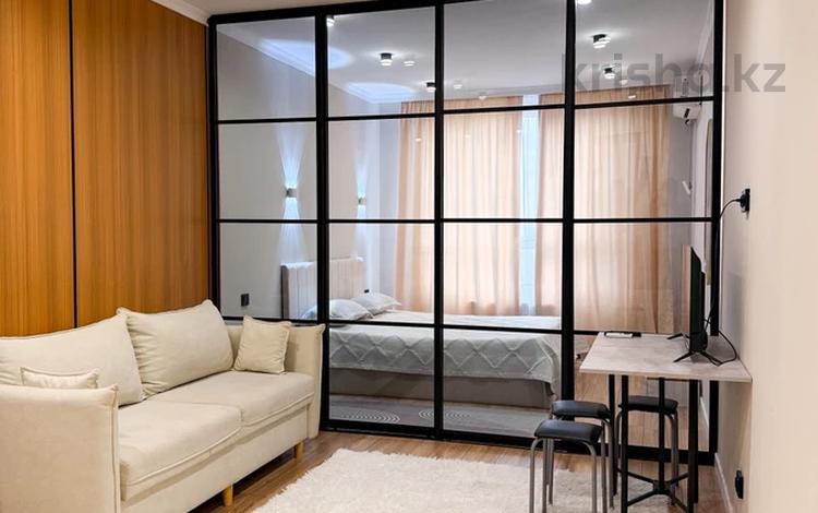 1-бөлмелі пәтер · 35 м² · 8/10 қабат, Толе би 285/8к20, бағасы: 2 500 〒 в Алматы, Ауэзовский р-н — фото 2