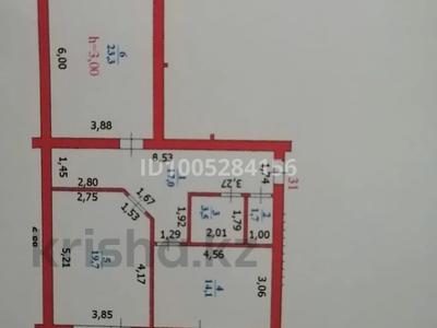 2-комнатная квартира · 85 м² · 4/5 этаж, Абулхаирхана 177/1 за 36.5 млн 〒 в Уральске