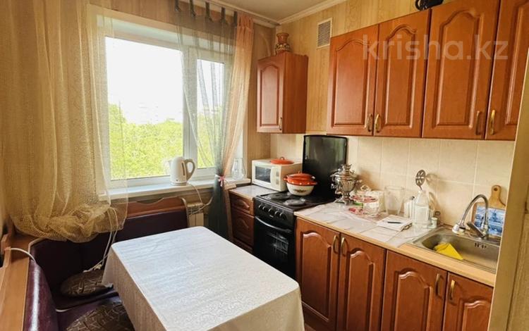 2-комнатная квартира · 45 м² · 5/5 этаж, мкр Юго-Восток, Муканова 14/3 за 15 млн ₸ в Караганде, Казыбек би р-н — фото 6