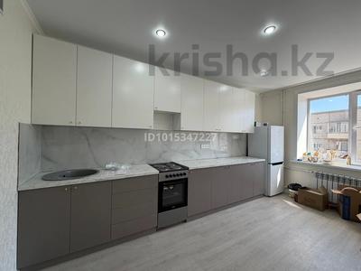 2-комнатная квартира · 65 м² · 4/7 этаж, Юность 10А за 200 000 ₸ в Семее