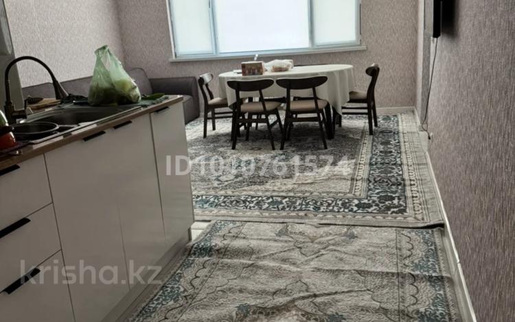 3-комнатная квартира · 76 м² · 3/12 этаж, 9 34/2 за 200 000 〒 в Туркестане — фото 2