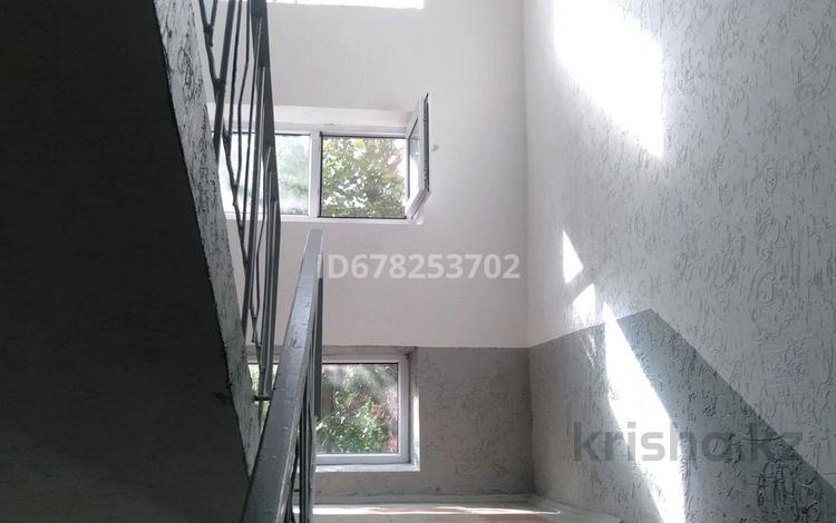 2-бөлмелі пәтер · 44 м² · 5/5 қабат, 6 микрорайон 28 — Микрорайон Талас, бағасы: 150 000 ₸ в Таразе — фото 10