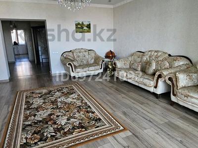 3-бөлмелі пәтер · 118 м² · 6/8 қабат, Пр. Алии Молдагуловой 50а, бағасы: 45 млн ₸ в Актобе