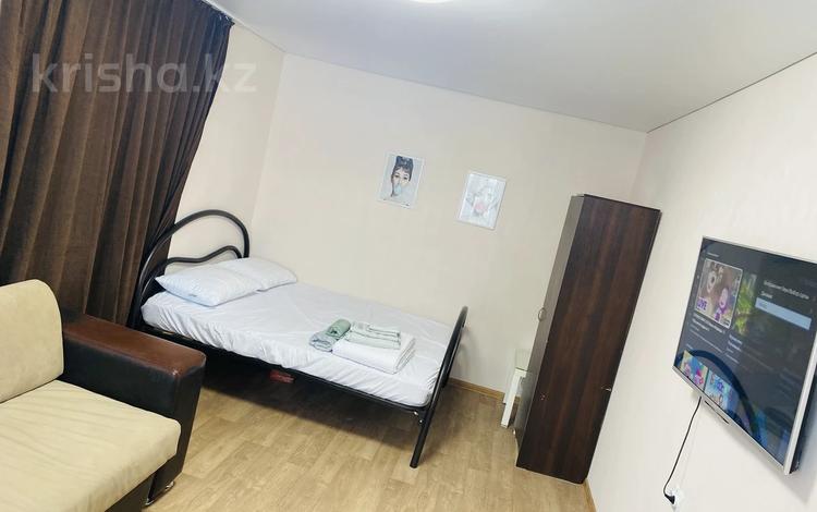 1-бөлмелі пәтер · 38 м² · 1/5 қабат, Ермекова 21, бағасы: 10 000 ₸ в Караганде, Казыбек би р-н — фото 2
