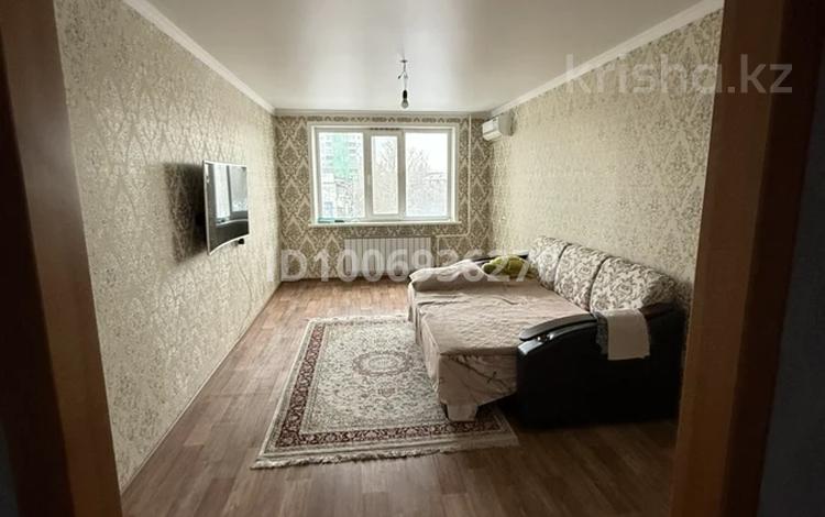 3-комнатная квартира · 84 м² · 6/12 этаж, Толстого — Возле баян Молл ,не далеку батыр Молл,дом оптики,рядом садик,школа 29,дом одежда за 34 млн ₸ в Павлодаре — фото 2