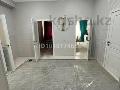 2-бөлмелі пәтер · 80 м² · 7/10 қабат, 16-ш/а. 93, бағасы: 15 000 ₸ в Актау, 16-й мкр 