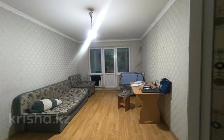 1-комнатная квартира, 30 м², 5/5 этаж, Мкр Салтанат за 7.3 млн 〒 в Таразе — фото 2