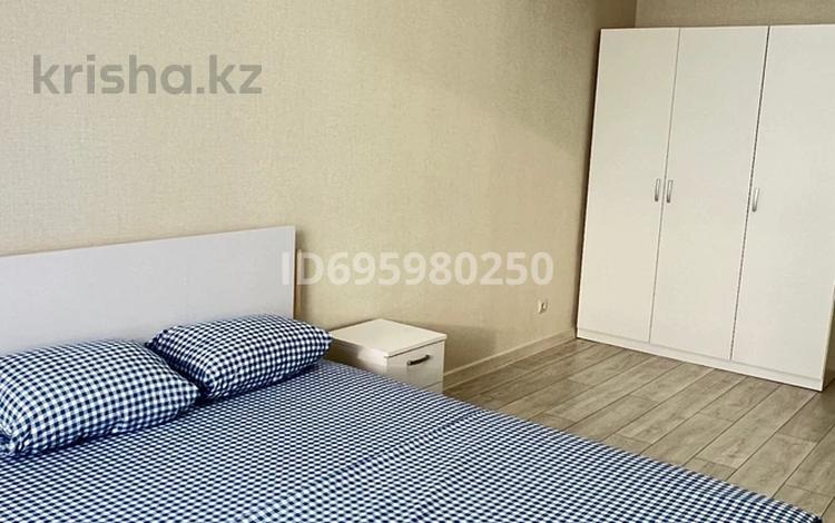 2-комнатная квартира · 70 м², Абая 1 за 18 000 ₸ в Астане, Сарыарка р-н — фото 2