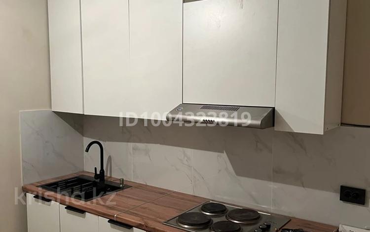 2-комнатная квартира · 50.1 м² · 5/5 этаж, 5 мкр-н 1аб за 10.7 млн ₸ в  — фото 15