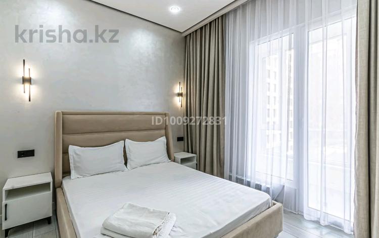 2-комнатная квартира · 90 м² · 11/30 этаж, Аль-Фараби 7 за 5 000 ₸ в Алматы, Бостандыкский р-н — фото 2