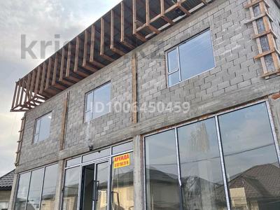 Свободное назначение, офисы, магазины и бутики, общепит, салоны красоты, бани, гостиницы и зоны отдыха, фитнес и спорт, медцентры и аптеки, образование, развлечения, конференц-залы, кабинеты и рабочие места, студии · 600 м² за 3 млн 〒 в Абае