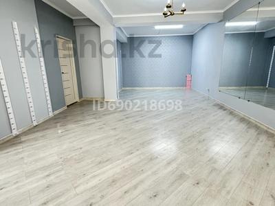 3-комнатная квартира, 90 м², 1/6 этаж, 34-й мкр 11 за 24.5 млн 〒 в Актау, 34-й мкр