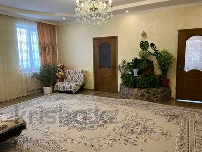 Жеке үй · 5 бөлме · 200 м² · 8 жүзд., Сарбас Акына 31 — Барысхан, бағасы: 150 000 ₸ в Таразе