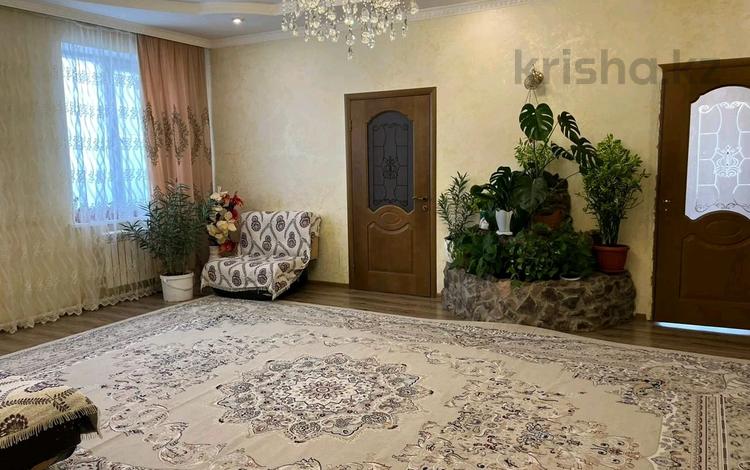 Жеке үй · 5 бөлме · 200 м² · 8 жүзд., Сарбас Акына 31 — Барысхан, бағасы: 150 000 ₸ в Таразе — фото 2