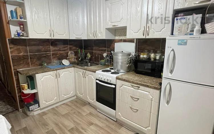 4-комнатная квартира · 76.3 м² · 7/9 этаж, мкр Юго-Восток, Шахтёров 5 — Язева, Строителей за 28 млн 〒 в Караганде, Казыбек би р-н — фото 2