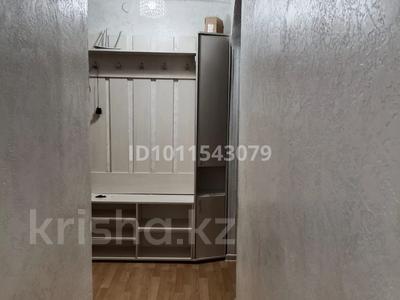 2-комнатная квартира · 49 м² · 4/5 этаж, Абая 16 — Гимназия школа 19,Полеклейника УВД,Электроток,Сулпак садик 12 за 11 млн 〒 в Сатпаев