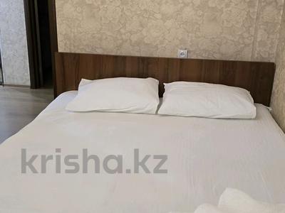 1-бөлмелі пәтер · 60 м² · 1/5 қабат, Мауленова 63 — Казыбек би (толеби) Сейфуллина, бағасы: 16 000 ₸ в Алматы, Алмалинский р-н