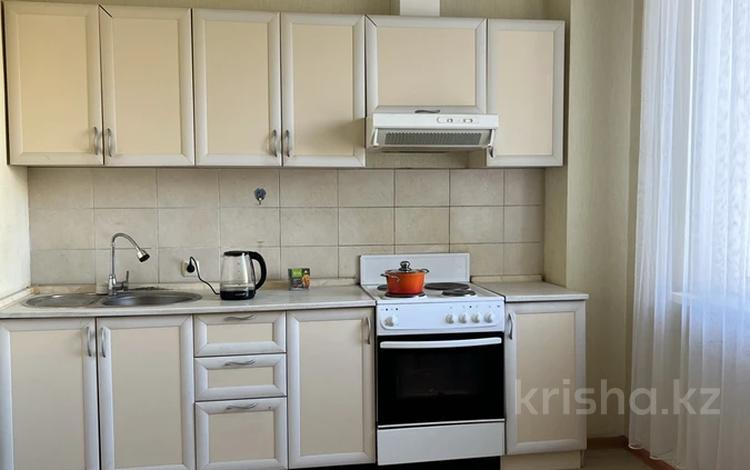 4-комнатная квартира · 132 м² · 12/16 этаж, Валиханова 12 за 51 млн ₸ в Астане, р-н Байконур — фото 2