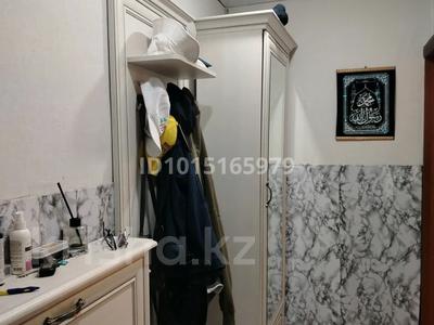3-бөлмелі пәтер · 62 м² · 3/5 қабат, Астана 5 — В центре, рынок Достык., бағасы: 200 000 ₸ в Аксу