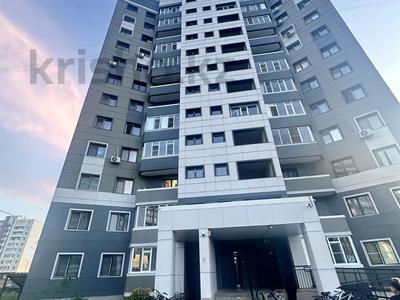 2-бөлмелі пәтер · 63 м² · 8/16 қабат, Каныша Сатпаева 55/5, бағасы: ~ 32.8 млн ₸ в Усть-Каменогорске