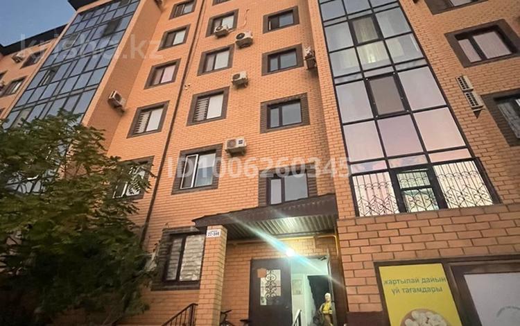 2-бөлмелі пәтер · 64 м² · 2/6 қабат, 31А мкр 4, бағасы: 20 млн ₸ в Актау — фото 2