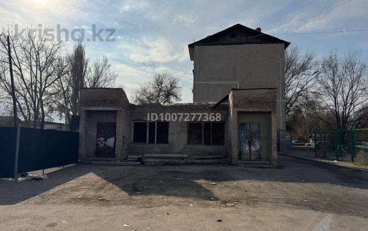 Еркін, кеңселер, дүкендер мен бутиктер, қоймалар, қоғамдық тамақтану орны, сұлулық салондары, монша, қонақ үй және демалыс орындары, медорталықтар мен дәріханалар, білім орталықтары, ойын-сауық · 241 м², бағасы: 80 млн ₸ в Каскелене — фото 2