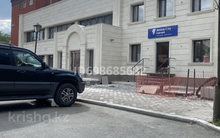 Еркін, кеңселер · 230 м², бағасы: ~ 1.7 млн ₸ в Семее — фото 13