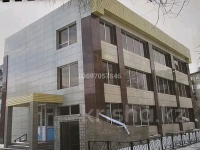 Продажа коммерческой недвижимости в Улытау обл.: Свободное назначение, офисы, магазины и бутики, салоны красоты, бани, гостиницы и зоны отдыха, медцентры и аптеки, образование, развлечения · 956.3 м² за 470 млн 〒 Свободное назначение, офисы, магазины и бутики, салоны красоты, бани, гостиницы и зоны отдыха, медцентры и аптеки, образование, развлечения · 956.3 м² за 470 млн 〒 в Жезказгане