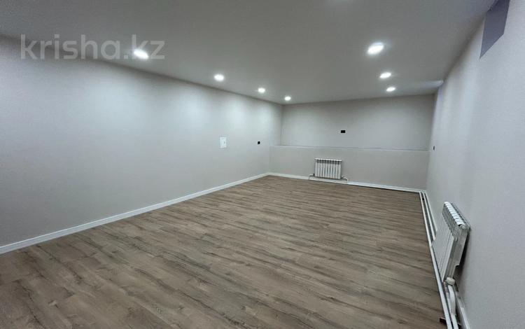 Жеке үй · 6 бөлме · 320 м² · 10 сот., Жоталы 11, бағасы: 199 млн ₸ в Усть-Каменогорске — фото 26