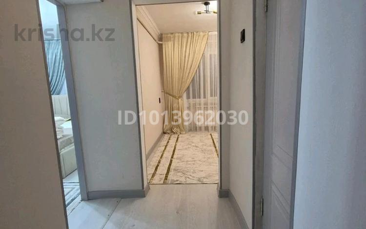 1-бөлмелі пәтер · 35 м² · 2/4 қабат, Момышулы 25 — Абай парк, бағасы: 11 000 ₸ в Шымкенте, Туран р-н — фото 2