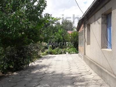 Отдельный дом · 3 комнаты · 69.2 м² · 4.5 сот., 2-ой переулок Капал 6 — Школа №5 за 18 млн 〒 в Таразе