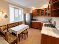 3-бөлмелі пәтер · 70 м² · 2/9 қабат, 10 микрорайон 4, бағасы: 180 000 ₸ в Аксае — фото 2
