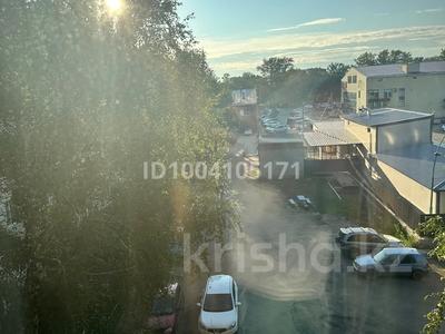 5-комнатная квартира · 91.8 м² · 4/5 этаж, Ломоносова 6 — Находится рядом с Ак Желкеном за 30 млн 〒 в Щучинске