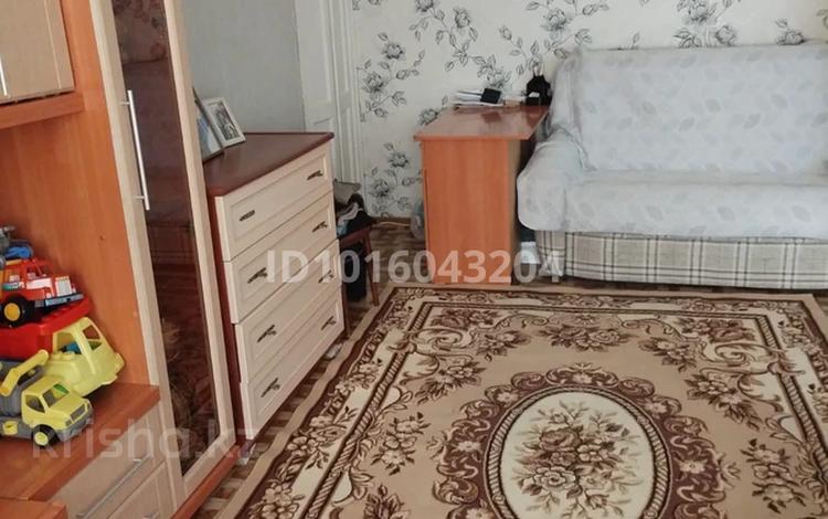 1-комнатная квартира · 32 м² · 1/3 этаж, титова 153 за 9.9 млн ₸ в Семее — фото 2