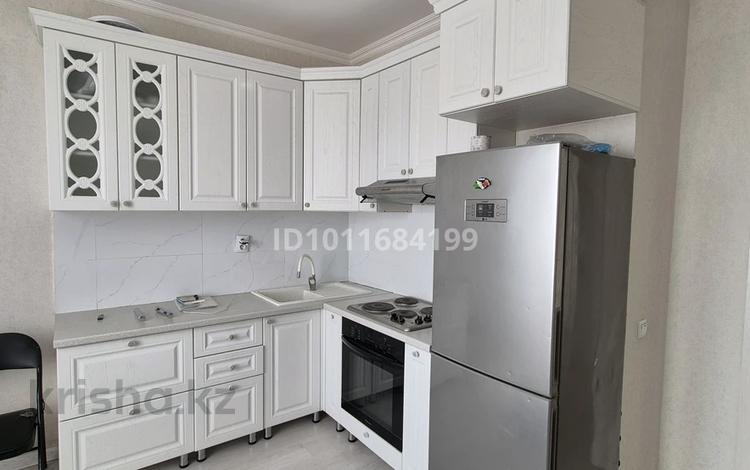 1-комнатная квартира · 38 м² · 10/16 этаж, Кошкарбаева 27 за 240 000 ₸ в Астане, Алматы р-н — фото 2