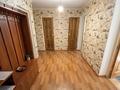 3-бөлмелі пәтер · 61.5 м² · 1/5 қабат, Момышулы 56/3, бағасы: 15.5 млн ₸ в Темиртау — фото 2