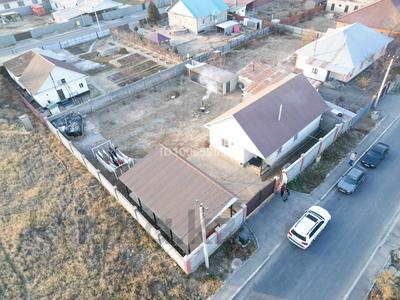 Отдельный дом · 4 комнаты · 90 м² · 10 сот., Байқоңыр за 25 млн ₸ в Талдыкоргане, мкр Жастар