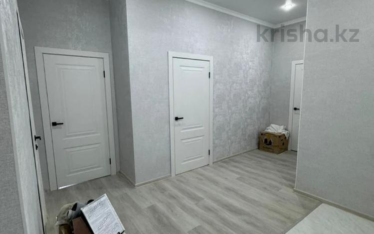 2-бөлмелі пәтер · 70 м² · 3/5 қабат, мкр. Алтын орда, Ораза Татеулы, бағасы: 27 млн ₸ в Актобе — фото 2