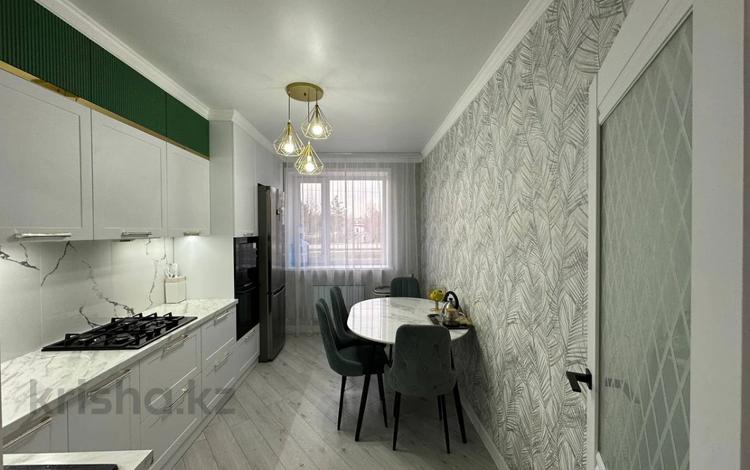 3-комнатная квартира, 79.5 м², 2/6 этаж, Каирбекова за 50 млн 〒 в Костанае — фото 2
