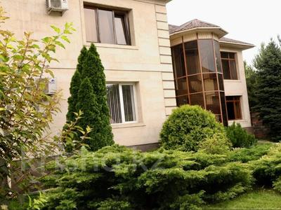 Аренда домов или дач в Алматы: Отдельный дом · 9 комнат · 900 м² · помесячно, мкр Горный Гигант, Ахмедьярова 56 — Ахмедьярова за 7 млн 〒 Отдельный дом · 9 комнат · 900 м² · помесячно, мкр Горный Гигант, Ахмедьярова 56 — Ахмедьярова за 7 млн 〒 в Алматы, Медеуский р-н