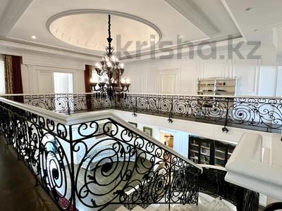 Отдельный дом · 9 комнат · 900 м², мкр Горный Гигант, Ахмедьярова — Ахмедьярова за 6 млн 〒 в Алматы, Медеуский р-н