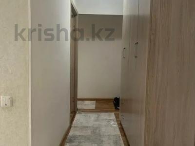 2-комнатная квартира · 45 м² · 1/5 этаж, мкр Аксай-2 за 29.5 млн ₸ в Алматы, Ауэзовский р-н