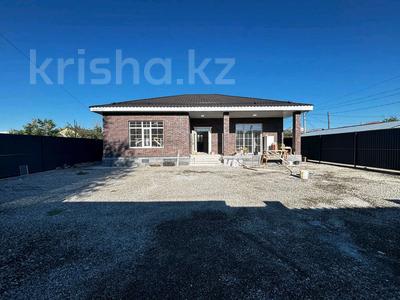 Отдельный дом · 4 комнаты · 180 м² · 7 сот., Жамбыл 17 за 55 млн ₸ в Талдыкоргане, Каратал