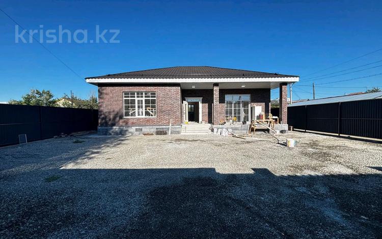 Отдельный дом · 4 комнаты · 180 м² · 7 сот., Жамбыл 17 за 55 млн ₸ в Талдыкоргане, Каратал — фото 2