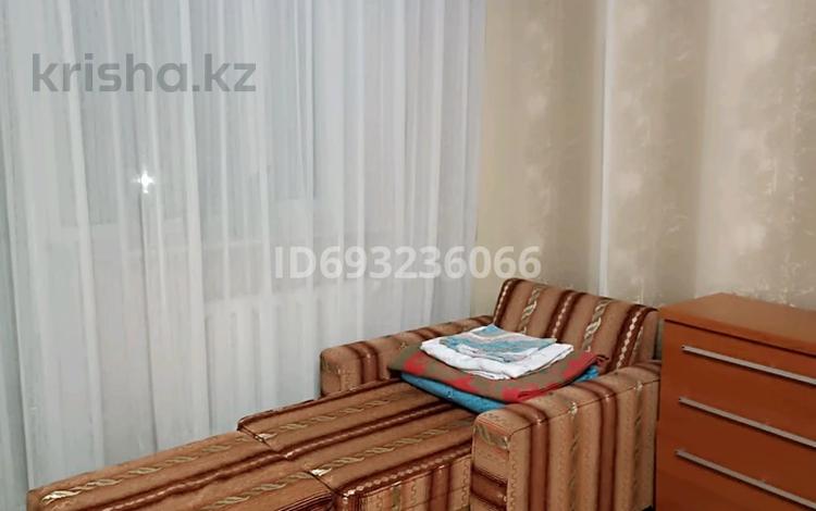 3 комнаты, 68 м², Абая 204а — Тлендиева за 30 000 〒 в Алматы — фото 2