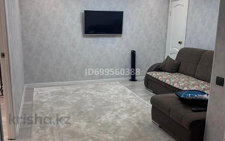 2-комнатная квартира · 48 м² · 10/10 этаж, мкр 12 45Д — Лайф стайл за 180 000 〒 в Актобе — фото 2