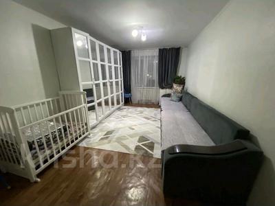 1-комнатная квартира, 38 м², 3/5 этаж, жастар 8 за 9 млн 〒 в Талдыкоргане, мкр Самал
